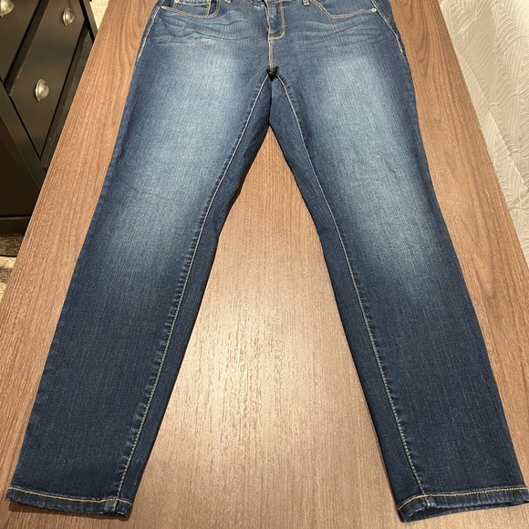 Torrid, Size 2R, Sky High Skinny Jeggings - Picture 2 of 4